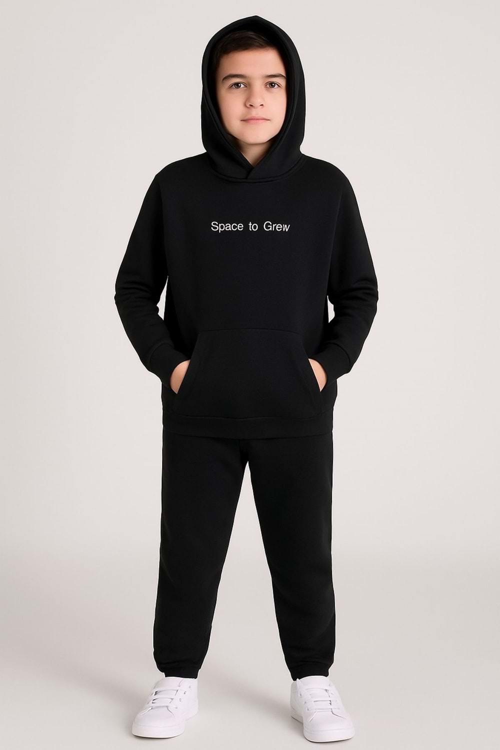 Erkek Çocuk Kapüşonlu Sweatshirt ve Eşofman Altı Takım – Space to Grow Baskılı,