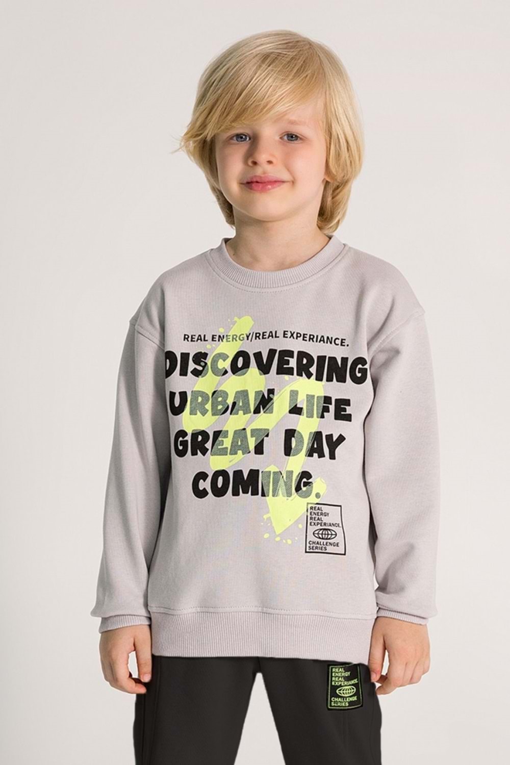 Erkek Çocuk Baskılı Eşofman Takımı – Uzun Kollu Sweatshirt ve Jogger Alt