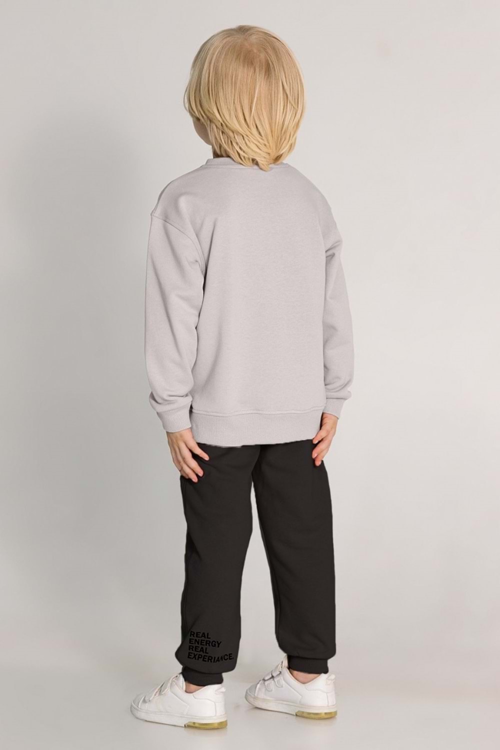 Erkek Çocuk Baskılı Eşofman Takımı – Uzun Kollu Sweatshirt ve Jogger Alt