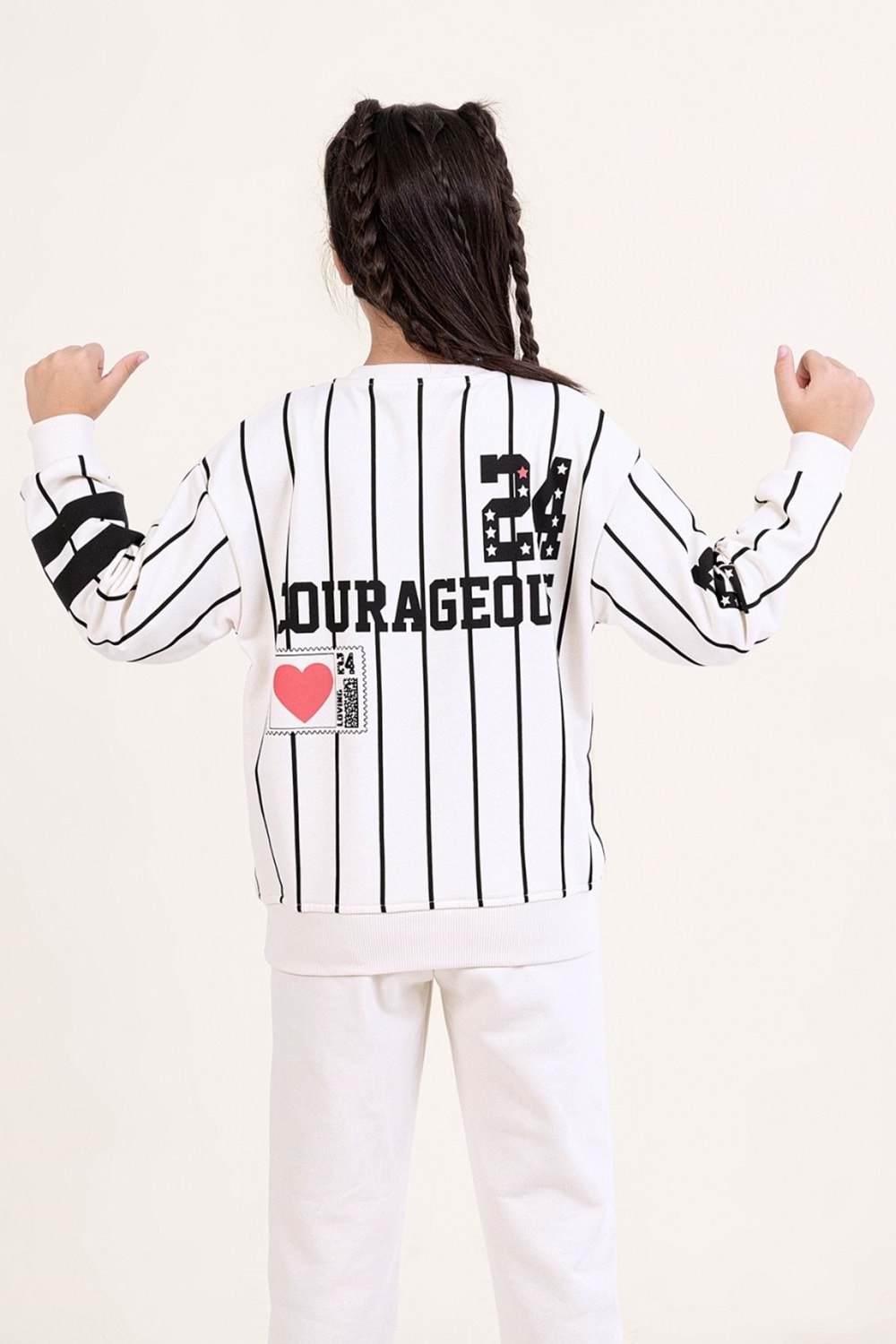 Kız Çocuk Beyaz & Siyah Çizgili Sweatshirt BELIEVER COURAGEOUS Baskılı, Rahat Kesim