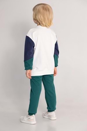 Önü Baskılı Kolları Garnülü Erkek Çocuk Eşofman Takım