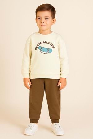 Erkek Çocuk Baskılı Sweatshirt ve Eşofman Altı Takım