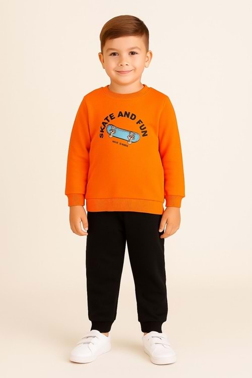 Erkek Çocuk Baskılı Sweatshirt ve Eşofman Altı Takım