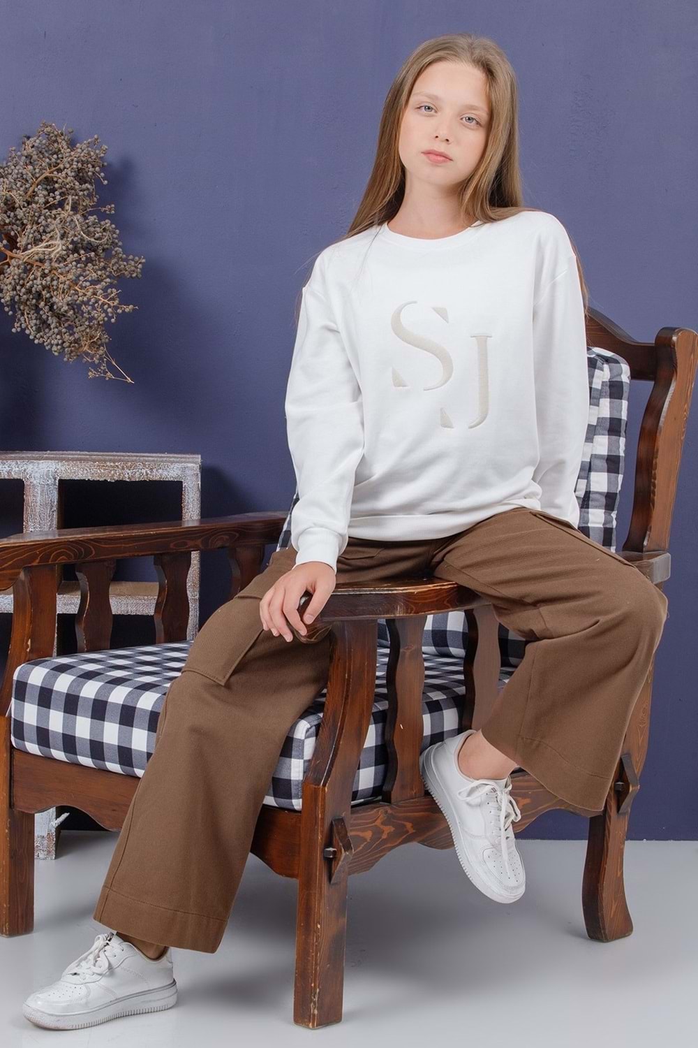 Önü Sargı Nakışlı Bisiklet Yaka Kız Çocuk Sweat - Ekru - 12-13 YAŞ