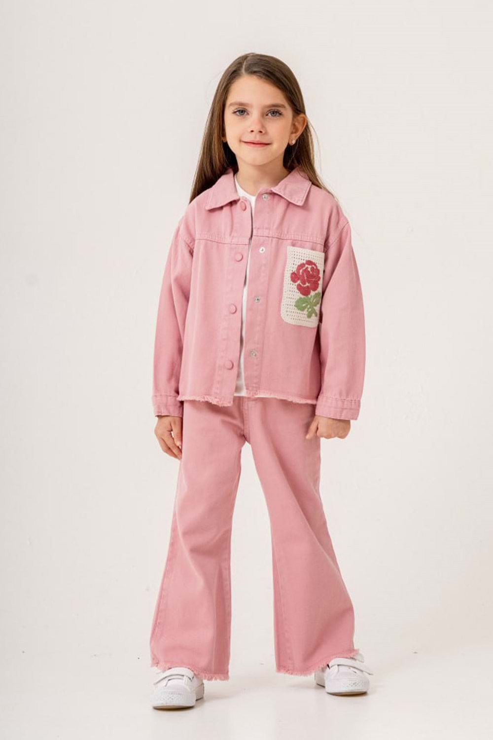 Kabartma Baskılı T-Shirt Püsküllü kot Ceket pantolonlu Kız Çocuk 3lü Takım - Pembe