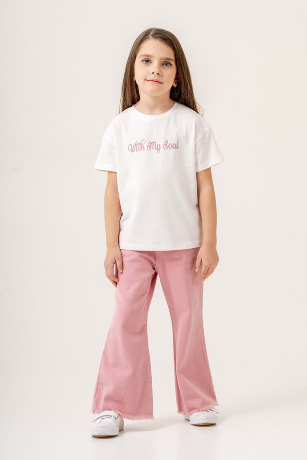 Kabartma Baskılı T-Shirt Püsküllü kot Ceket pantolonlu Kız Çocuk 3lü Takım - Pembe