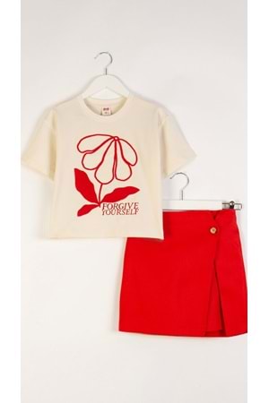Önü Sargı Nakış İşlemeli Şort Etekli Kız Çocuk Takım
