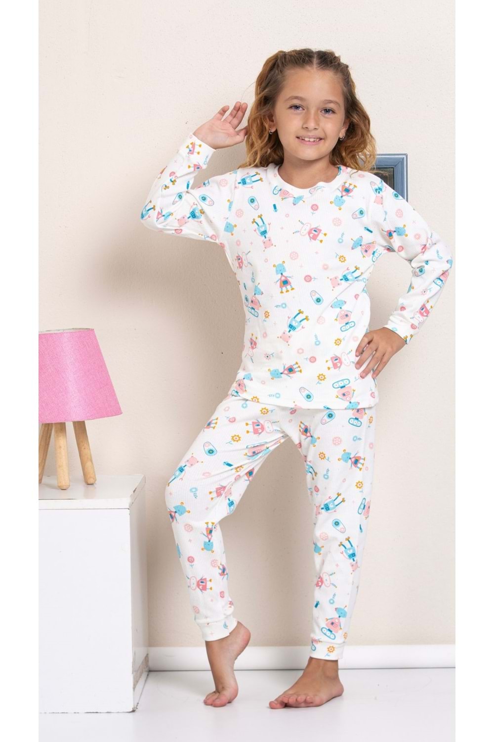 Kız Robot Baskılı Bisiklet Yaka Kız Çocuk Pijama Takım