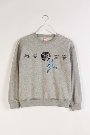 Erkek Çocuk Gri Baskılı Eşofman Takım – Rahat ve Şık Günlük Spor Üst & Alt