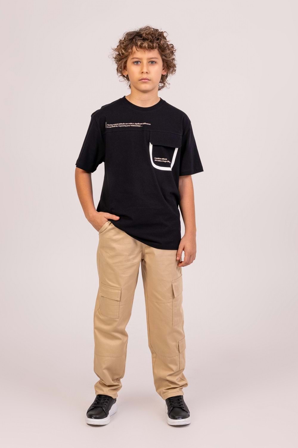 Önü Sırtı Baskılı Cep Detaylı Erkek Çocuk T-Shirt - Siyah